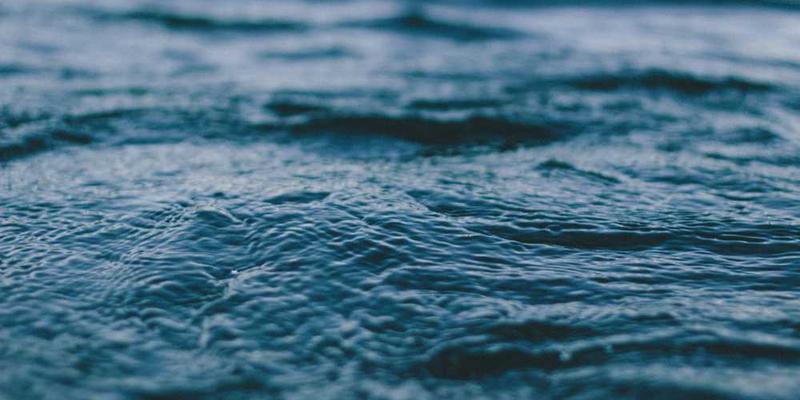 闭眼描摹房间：仅凭身体记忆和空间感在脑中构建三维地图