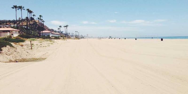 比较夏天午后与冬天傍晚,同一段路程感知上的长短差异